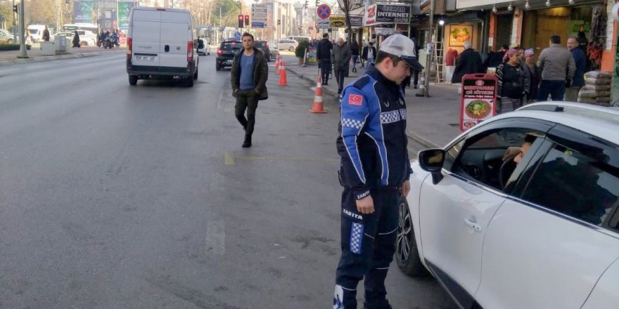 Çift sıra parklanma yapan araçlara ceza