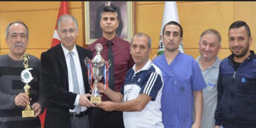 Şampiyonlar, başhekimi unutmadı