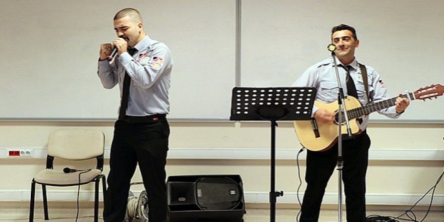 GTÜ'nün müzisyen güvenlikçileri