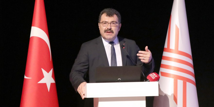 “Üniversiteler sanayi ile daha fazla işbirliği yapmalı”