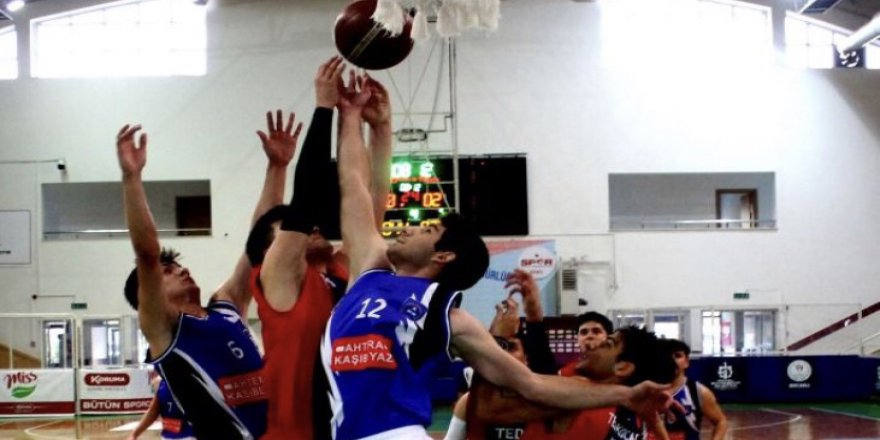 Genç Erkekler Baskette 4 yarı finalist belli oldu
