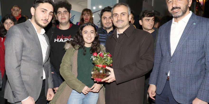 Çiftçi, “Geleceğe Gençlerimiz Yön Verecek”﻿