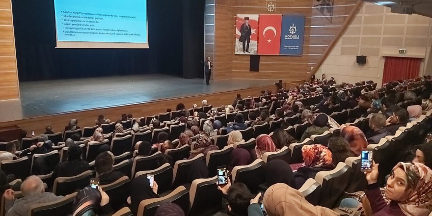 Aile içi eğitim semineri