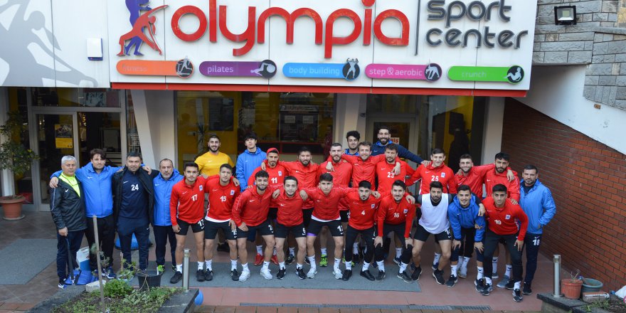 Menekşe Olympia’da Çalıştı