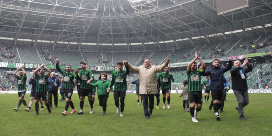KOCAELİSPOR EGE’DE 2. LİG VİZESİ ARIYOR