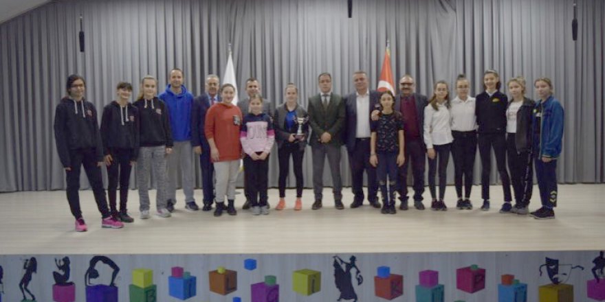 Çintimar ve Bulut Özel Bilgi Küpü’nü kutladı