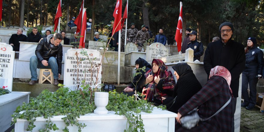 Şehit polis dualarla anıldı