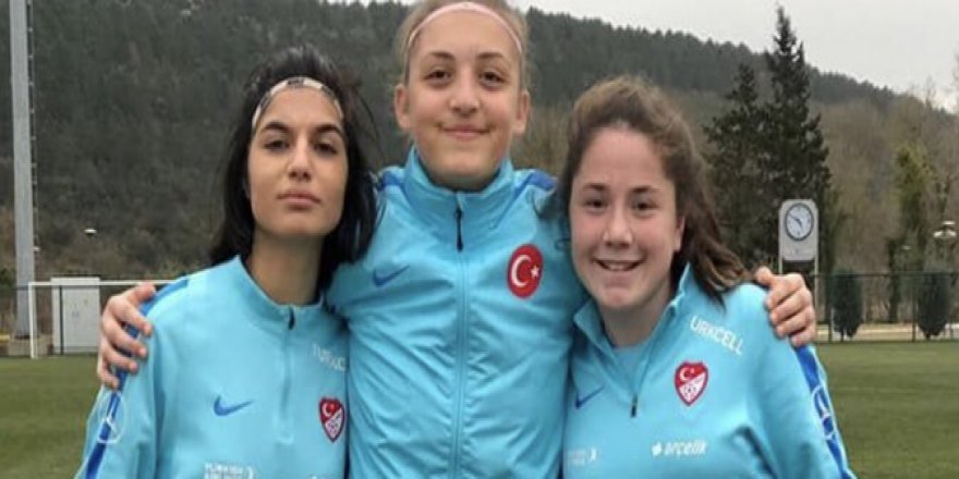 Kızlarımıza milli davet