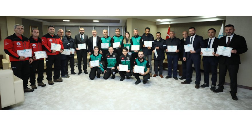 “Gereksiz şov ve popülizmden uzak durduk”