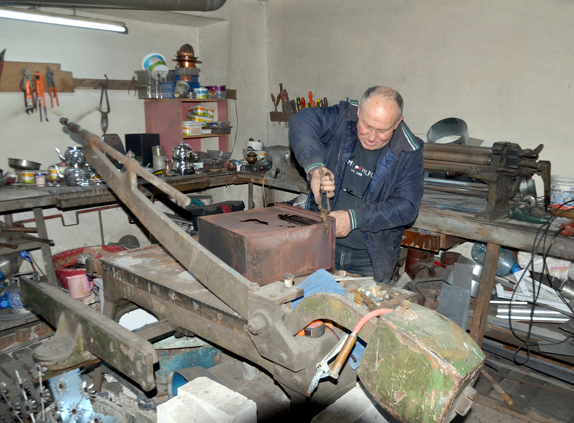 Dede mesleğini yaşatıyor