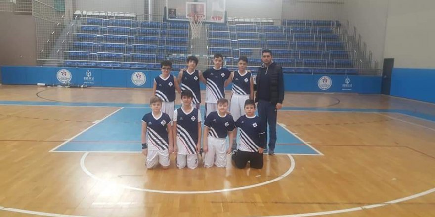 DARICA FİNAL YARI  FİNALDE