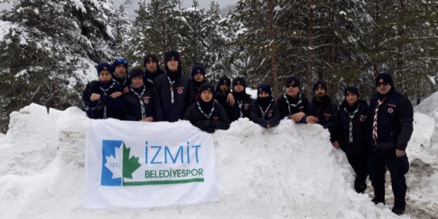 İzmit Belediyesporlu izciler kış milli kampını tamamladı