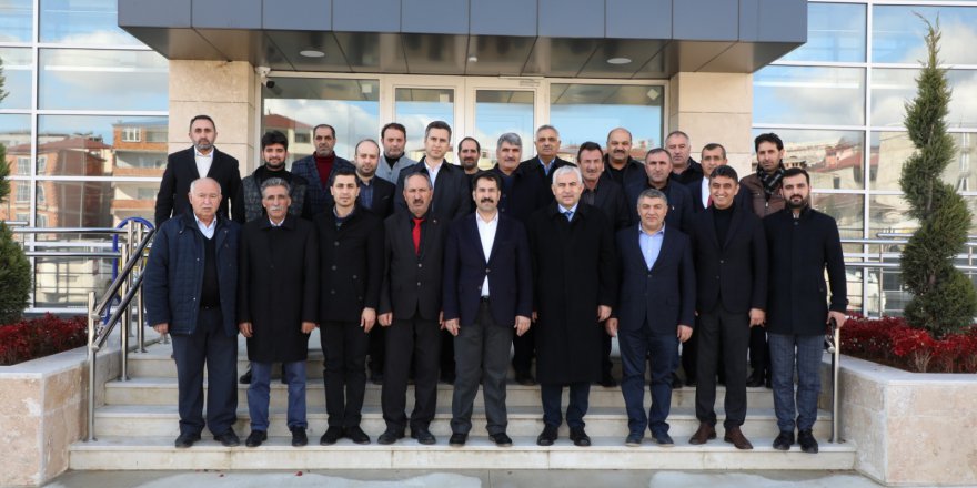 Gündoğdu’dan Dilovası Yarı Olimpik Yüzme Havuzu’na inceleme