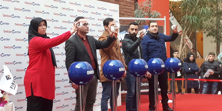 Gebze Center otomobil çekilişi düzenledi