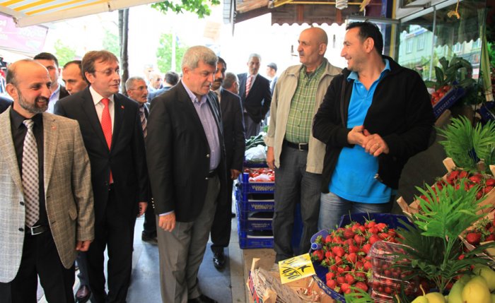 Başkanlardan esnaf ziyareti