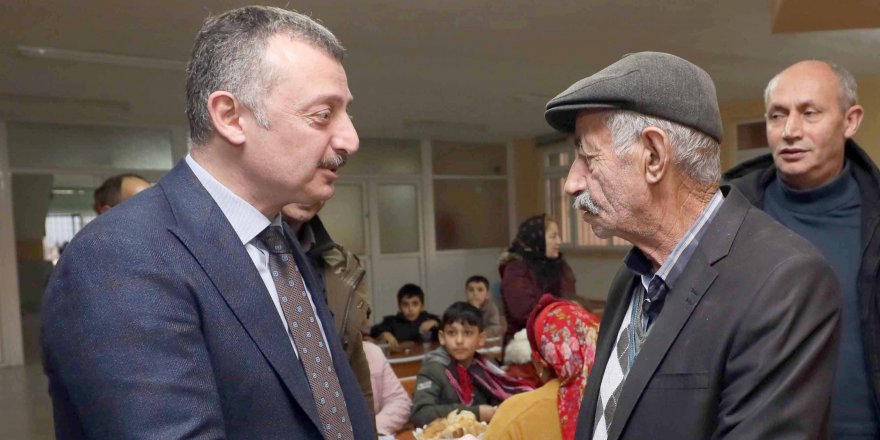 Cem Evi’nde iftara katıldı