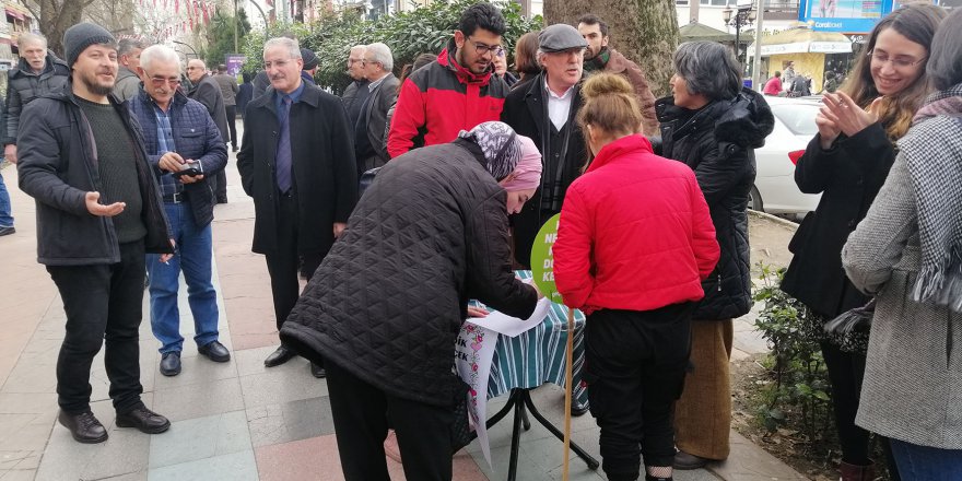 'Geçinemiyoruz' diyenler imza kampanyası başlattı