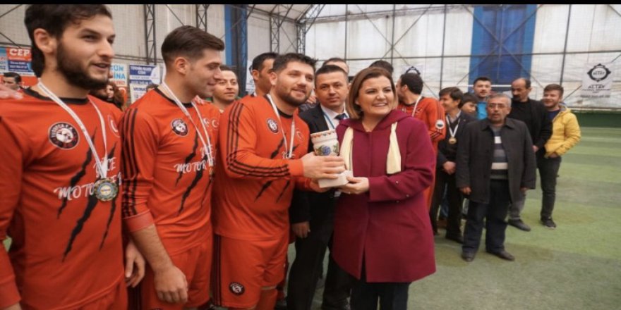 Şampiyon kupasını Hürriyet’in elinden aldı