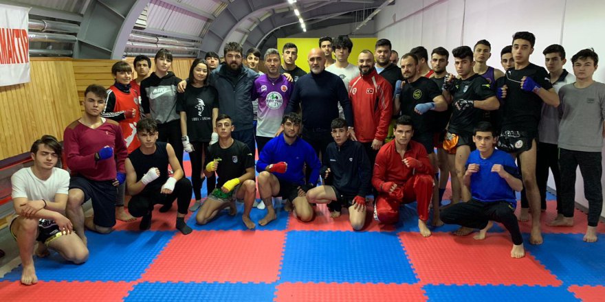 DARICA BELEDİYESİ’NDE MUAY THAİ BRANŞINDA EĞİTİMLER BAŞLADI