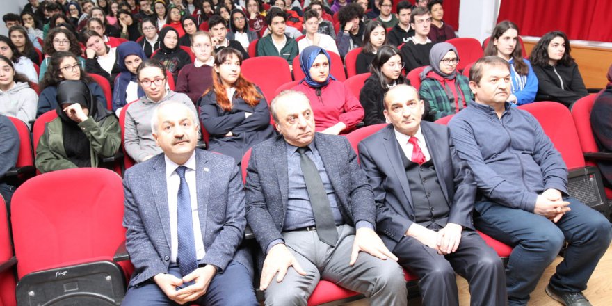 Kariyer Günü’nde deneyimlerini paylaştı