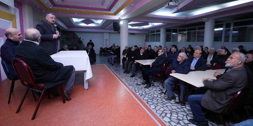 Cami cemaatiyle buluştu