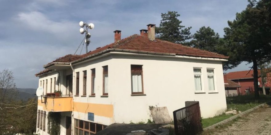 Köy Konağı’nın çatısı onarıldı