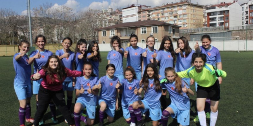 Yıldız kızlarda finalin adı; Darıca 60. Yıl – Körfez İgsaş!