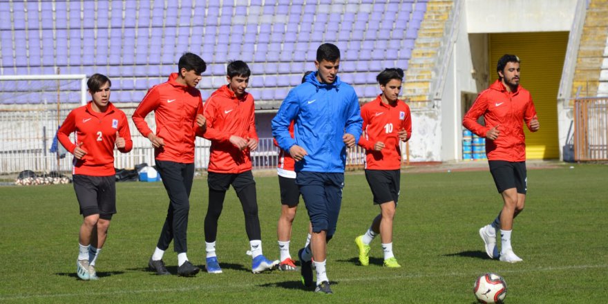 Menekşede Gözler Yalova’ya Çevrildi