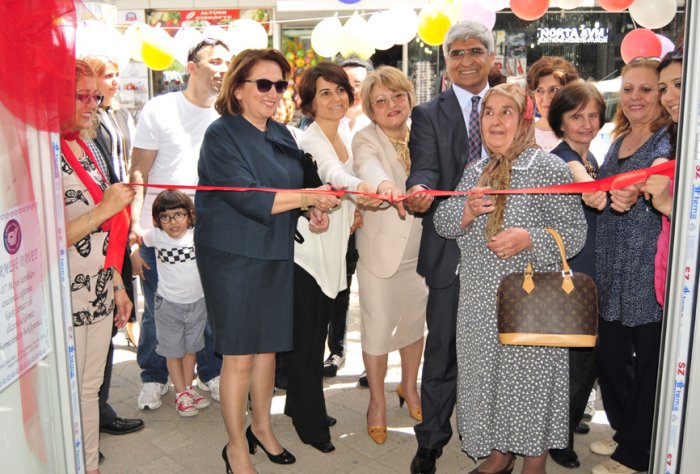 ÇYDD'nin kermesi açıldı