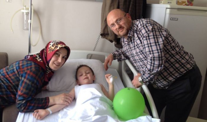 Hürkan sünnet oluyor