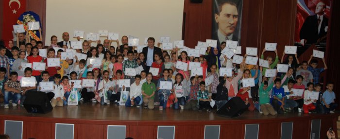 Öğrenciler sertifikalarını aldı