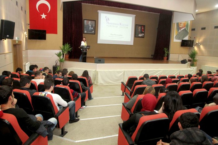 Büyükşehir’den “Yurtdışı Eğitim” Semineri