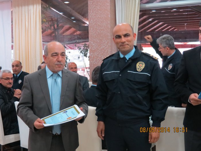 Başarılı polislere başarısı belgesi