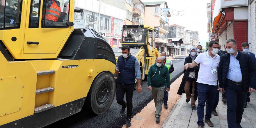 ‘’Aslolan hizmet etmektir, gönüllere girmektir’’