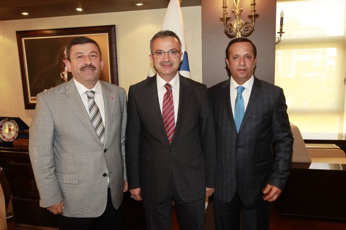 Başkanlar hayırlı olsuna geldi