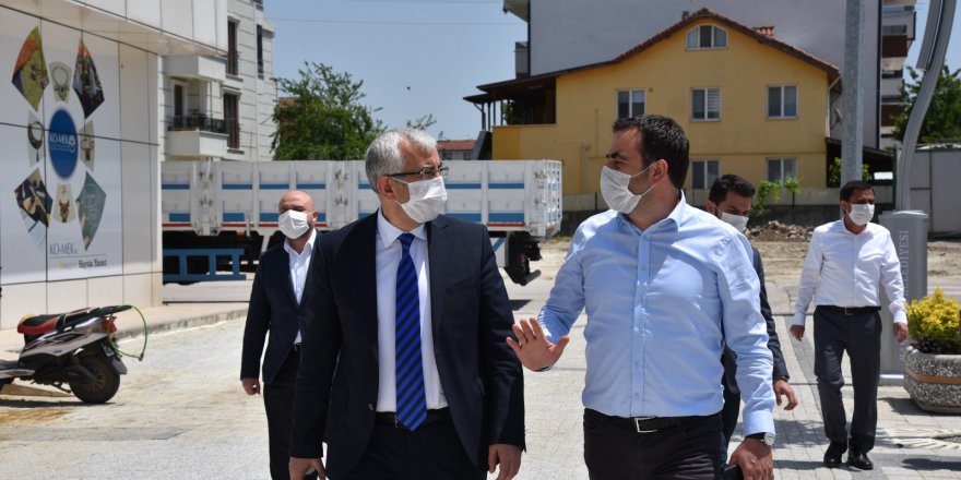 Genel Sekreter projeleri gözden geçirdi