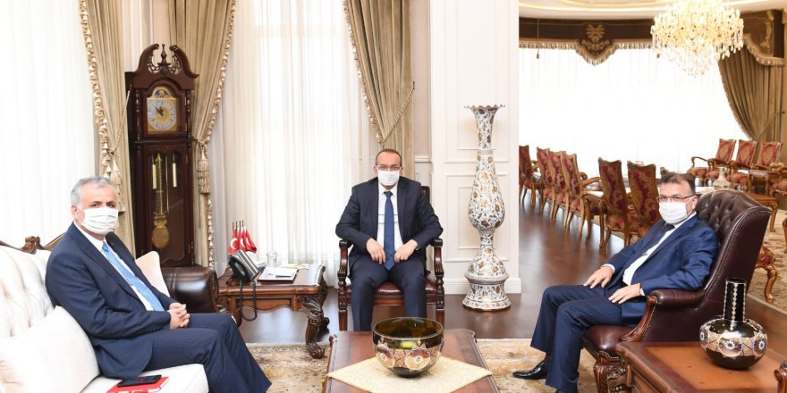 Vali’ye hayırlı olsun dedi