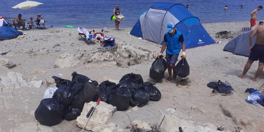 Sahillerden 250 ton atık toplandı