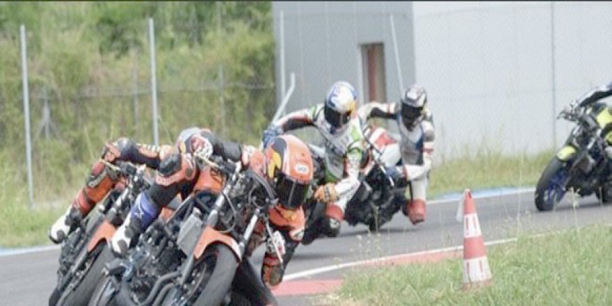 Milli motosikletçiler İspanya'da