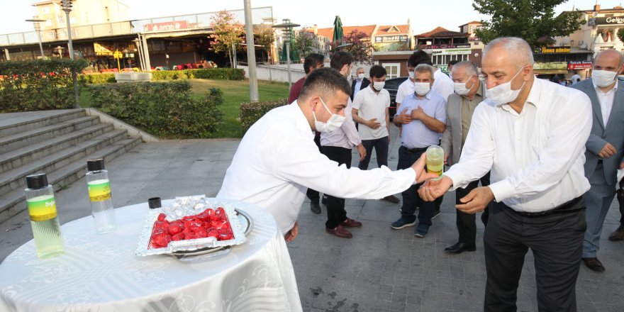 Büyükgöz Gebzeli  hemşerileriyle  bayramlaştı