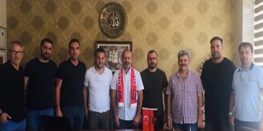 Yeniden  Tunahan Akdoğan