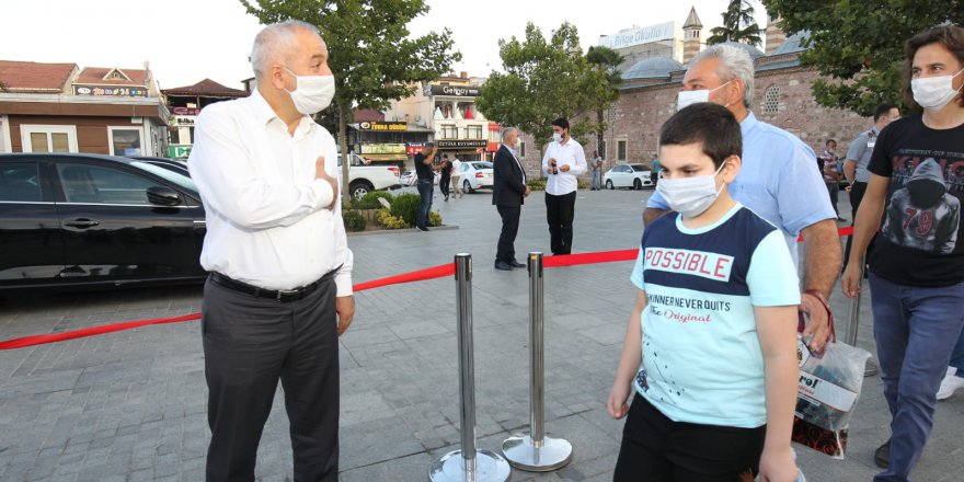 Büyükgöz, hemşerileriyle bayramlaştı