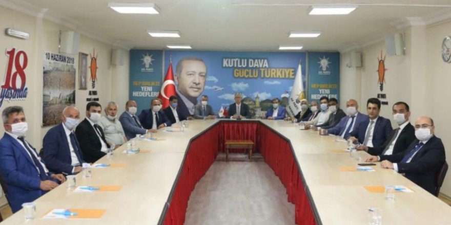 AK Parti Kocaeli, video konferansla bayramlaştı