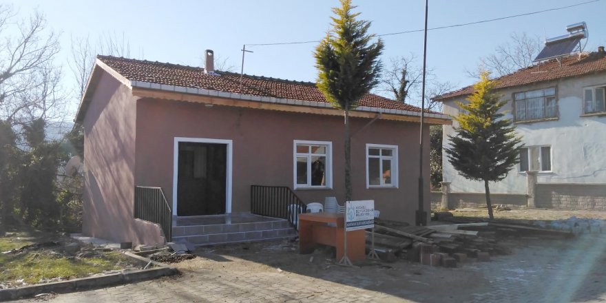 Muhtarlık binası el birliğiyle yapıldı