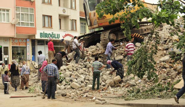 “Her şey ekmek parası için”