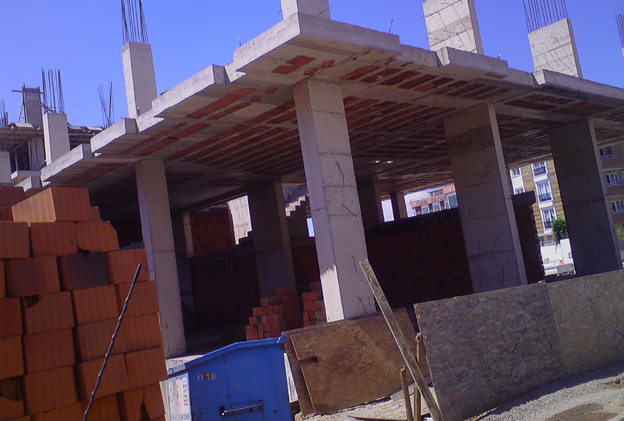 “Resmen suç işliyorlar”