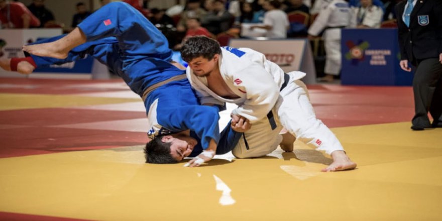 Kağıtsporlu judocular milli kampta