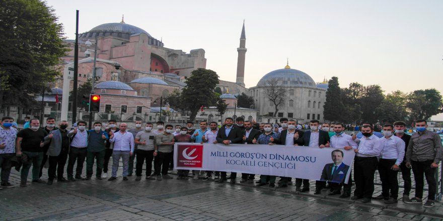 Refahlı gençlerden Ayasofya çıkarması