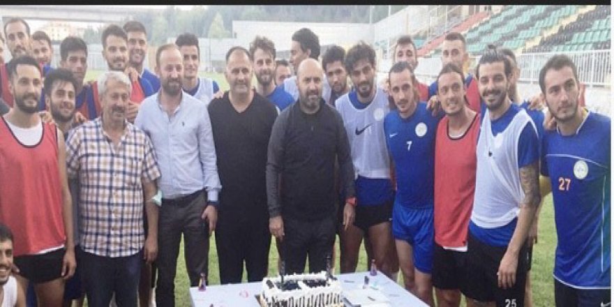 Bayraktar’a sürpriz doğum günü