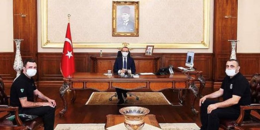 Hodri Meydan'dan Vali'ye ziyaret